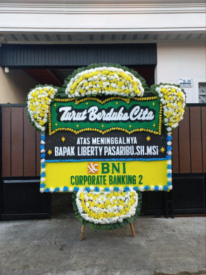 Papan Bunga Duka di Cimenteng