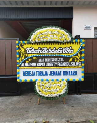 Papan Bunga Duka di Cimenteng