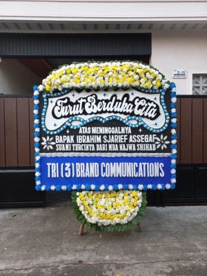 Papan Bunga Duka di Cimenteng